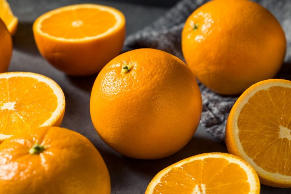 Raw Organic Fresh Oranges